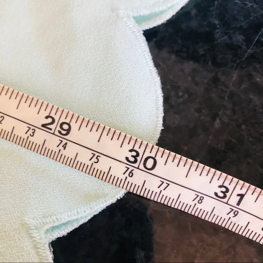 Tobi Mint Green Scalloped Shift Dress Size Small - Picture 11 of 12